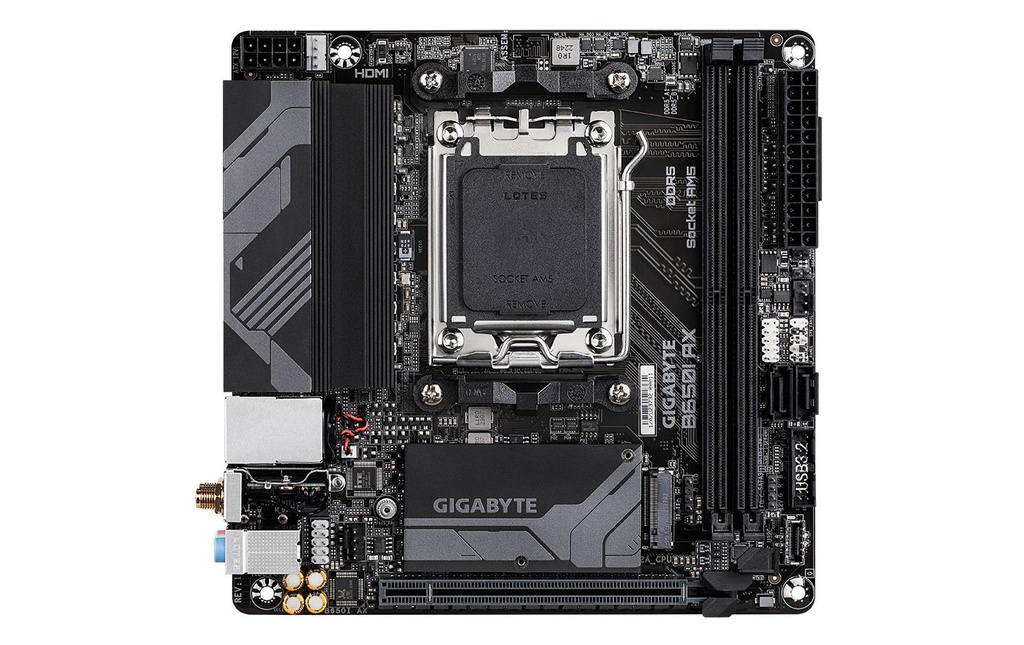 Gigabyte B650I AX, mATX-3