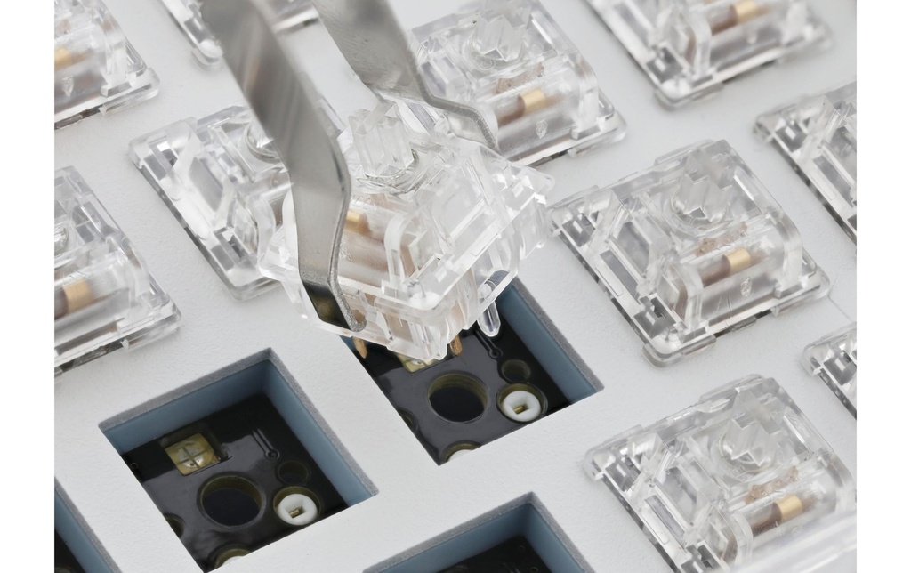 Deltaco TKL Gaming Keyboard mech RGB, trans-8