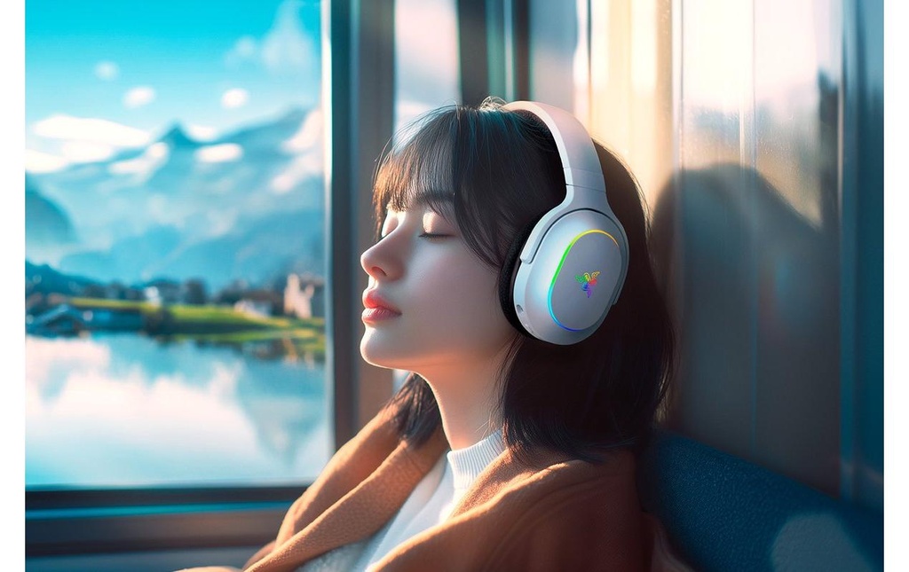 Razer Barracuda X Chroma - White-4